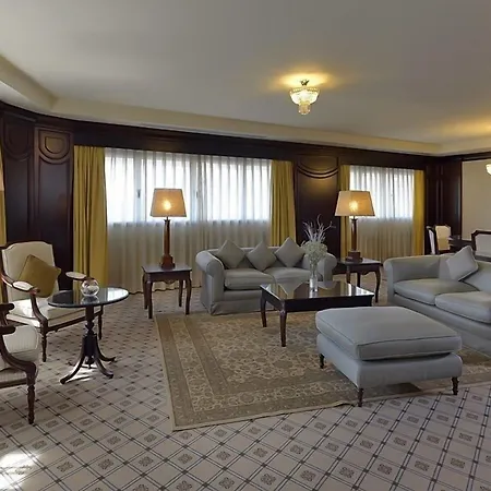 Center Hotell 4*