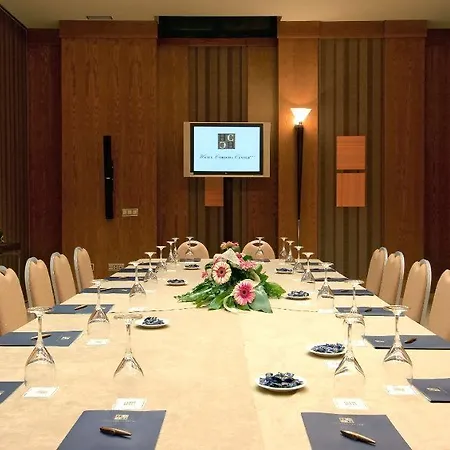 Center Hotel 4*