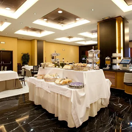 Готель Center Кордова