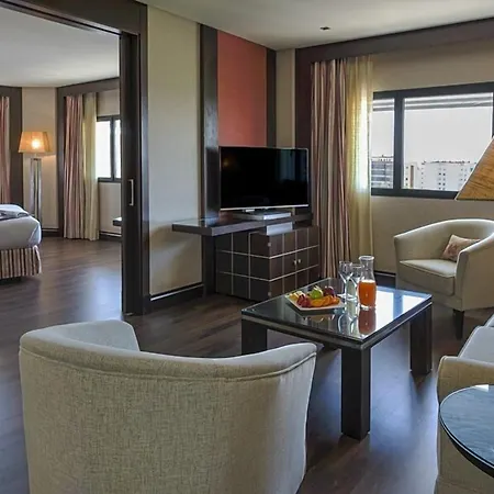 Hotel Center 4*