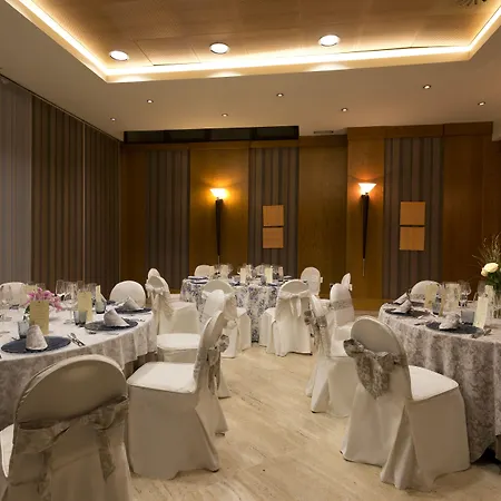 Hotel Center